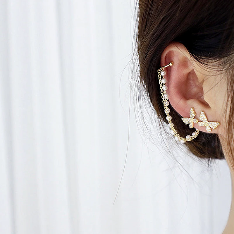 butterfly-chain-ear-cuff_1320_1jm8.webp