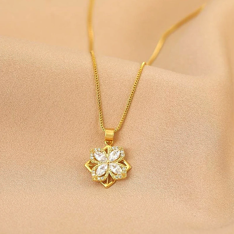 gold-crystal-flower-necklace_1320_c6xv.webp