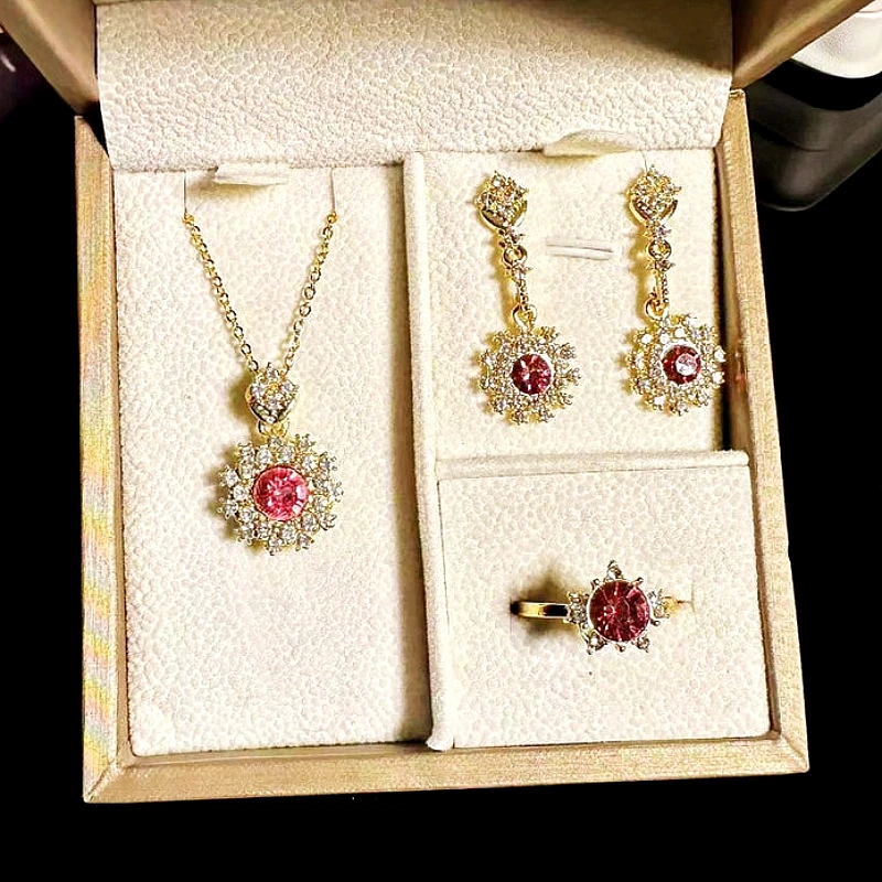 gold-tone-ruby-red-crystal-floral-h_1320_4ygj.webp