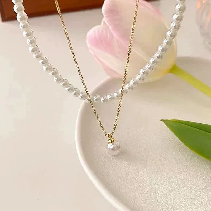 Layered Pearl Pendant Necklace