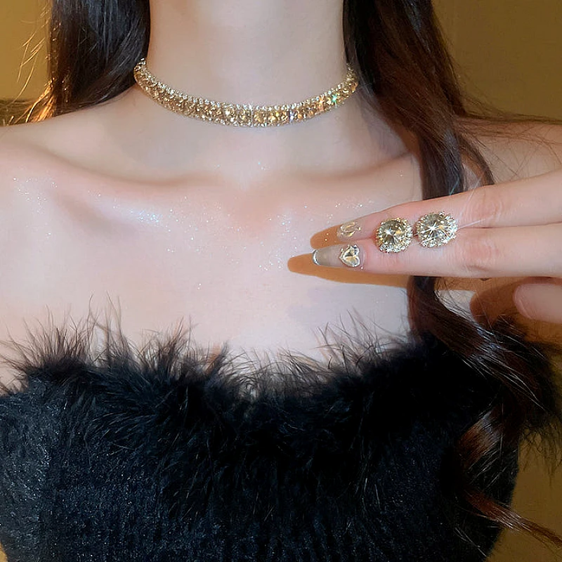 luxury-gold-crystal-jewelry-set_1320_5mj7.webp